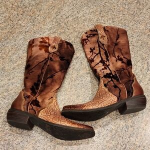 Spring Step L'Artiste Laretilyn floral boot Size 38